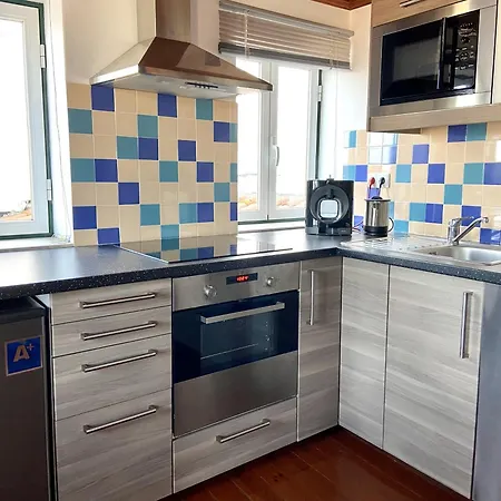 Апартаменты Alfama Amazing Tagus Views Aircon Лиссабон
